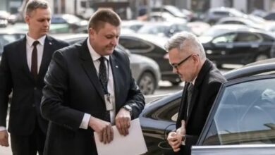 Photo of «Стремились к физическому столкновению»: Посол Польши пытался в Петербурге нарваться на скандал