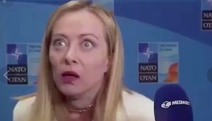 Система-действует-не-потому,-что-видит-выход,-а-потому-что-не-знает,-как-остановиться
