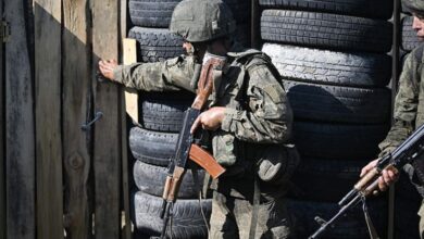 Photo of Бойцы ВС РФ взяли в плен украинцев с помощью камня