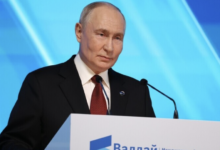 Photo of Железная логика Путина: «Получи, фашист, гранату»